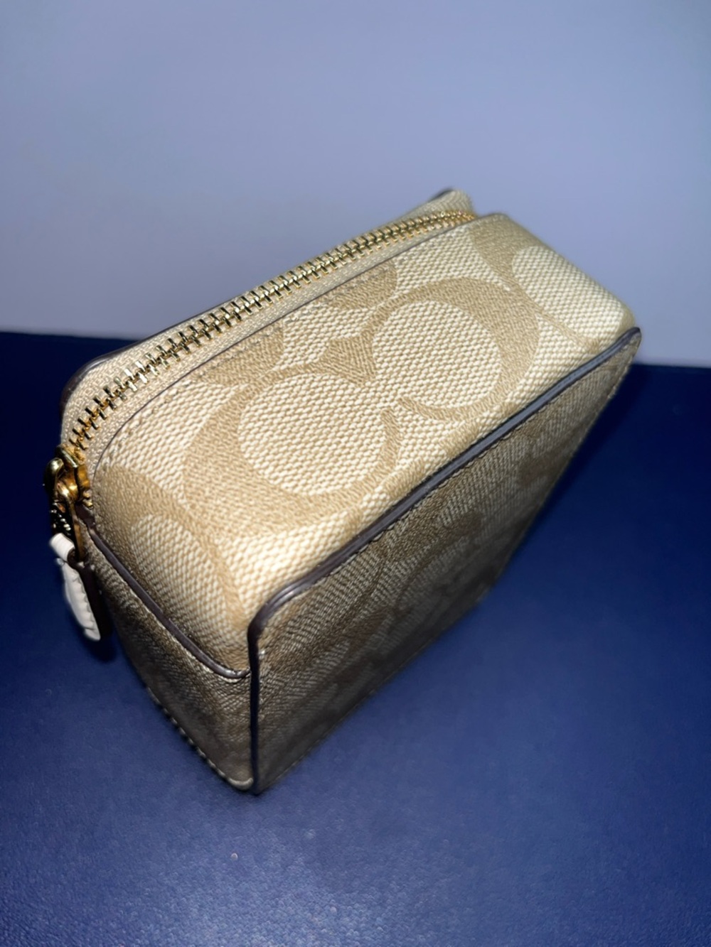 SOLD -  COACH Signature Canvas Jewelry Case - Picture 6 of 11